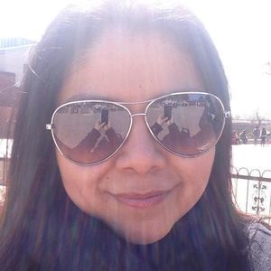 Meet your Posher, Betsy